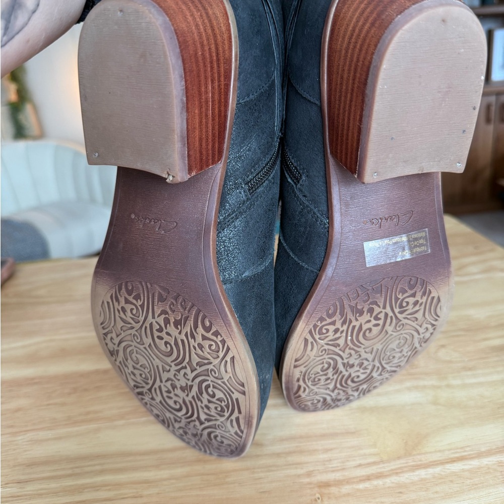 Clarks Spye Belle Black Leather Ankle Booties - Women’s Size 11 - Picture 9 of 9
